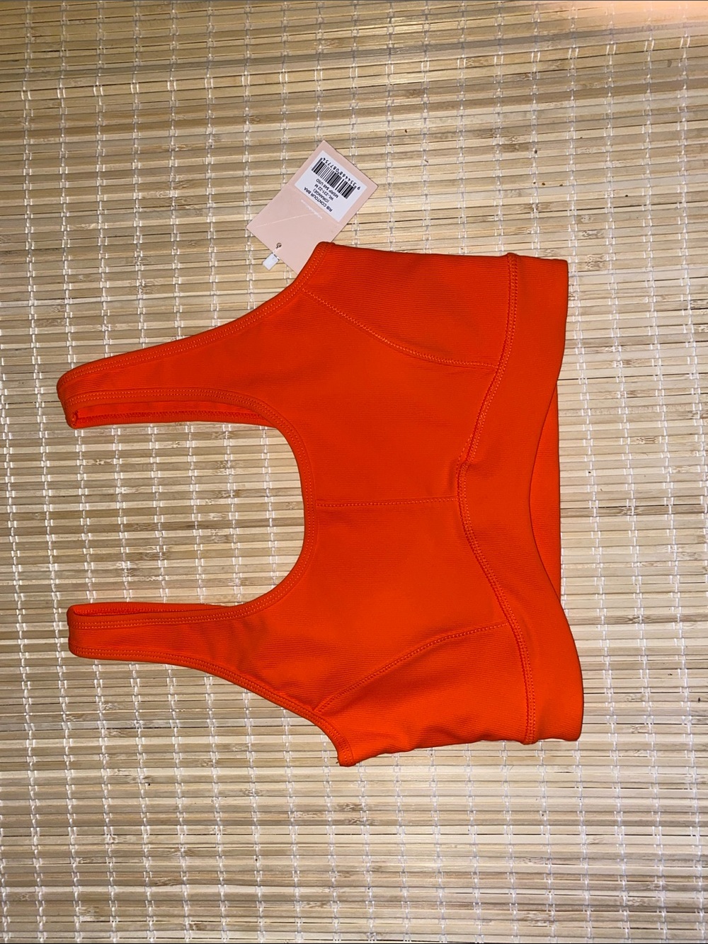 Seamless Orange Sports Bra - Sleek Supportive Design